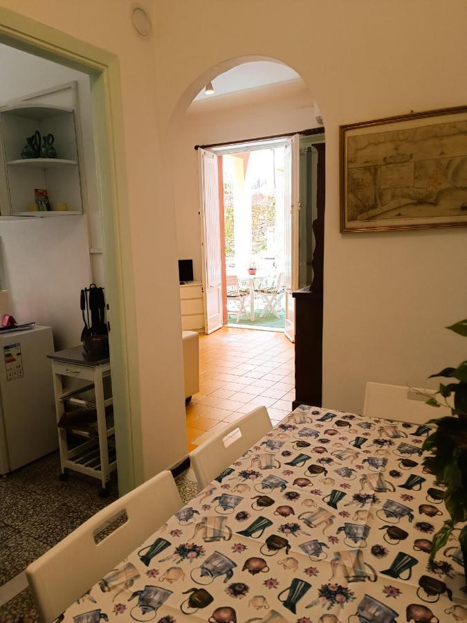 Classic Monterossino Apartment In Old Town モンテロッソ・アル・マーレ エクステリア 写真