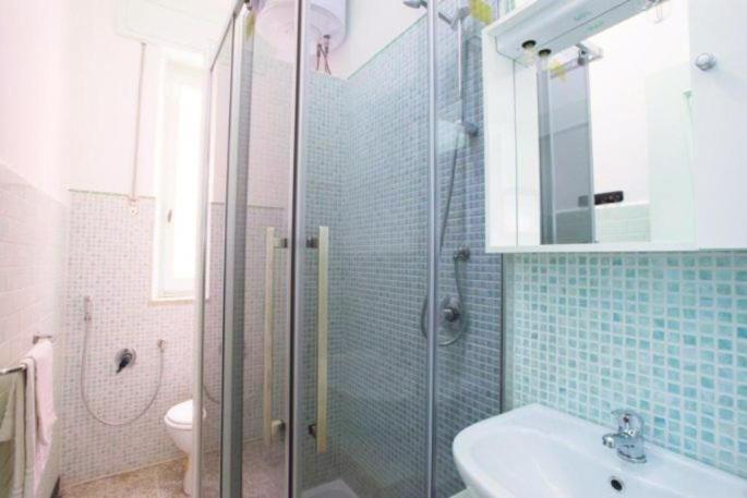 Classic Monterossino Apartment In Old Town モンテロッソ・アル・マーレ エクステリア 写真